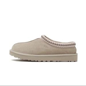 Ugg Tasman slippers